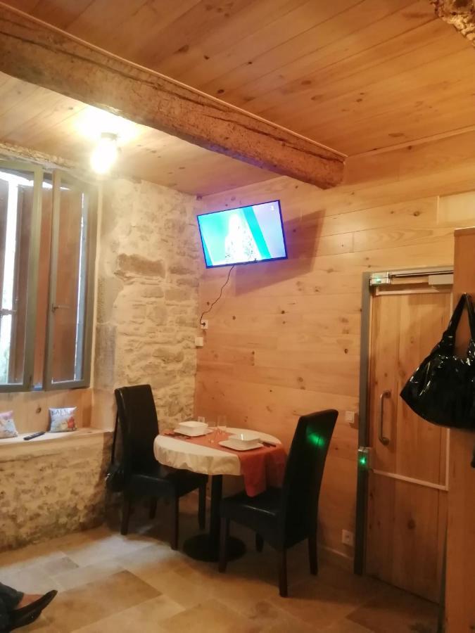 Studio Au Centre De Apartamento