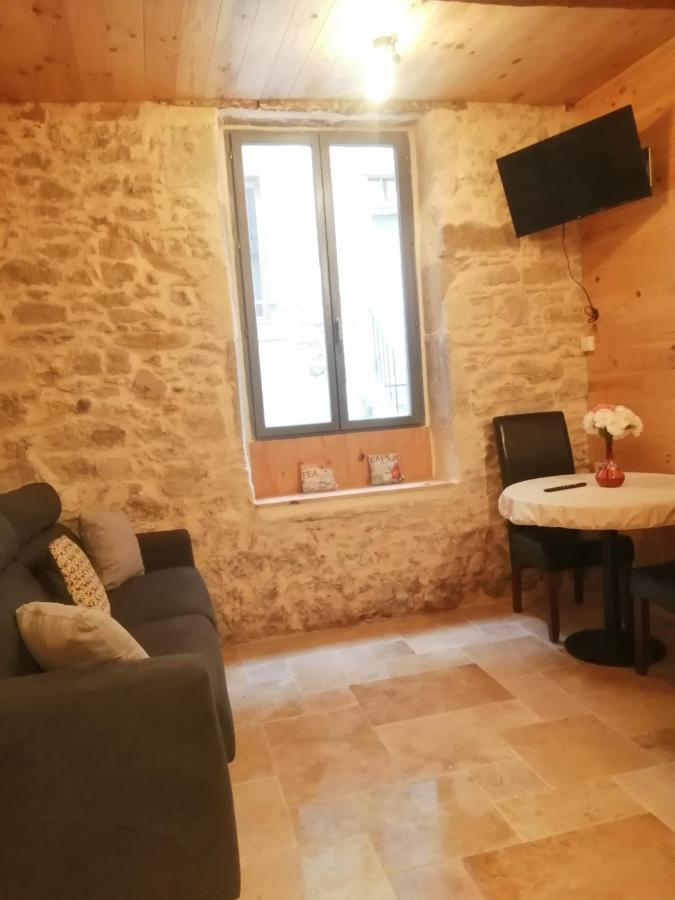 Studio Au Centre De Apartamento